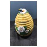 Beehive cookie jar no marks