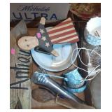 Flat with wooden decor, blue granite ware, and