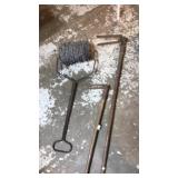 Barbwire,2 vintage weeders