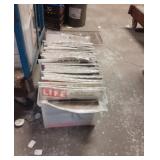 Tote of life magazines