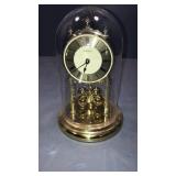 Selko clock w glass globe