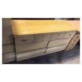 Kroehler dresser 6 drawer. Matches 667