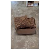Box of pillows 4 of them