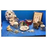 Bears,wall hangings,bird wind chimes