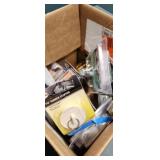 Drain, handles, stoppers,tub spout Drain, handles, stoppers,tub spout