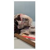 Wracked adjust hard hat, 3m respirator Wracked adjust hard hat, 3m respirator