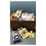 Bathtub handles,stoppers,strainers Bathtub handles,stoppers,strainers
