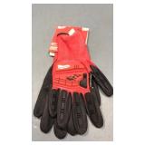 Xl 10' Milwaukee gloves Xl 10' Milwaukee gloves