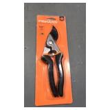 Fiskars pruner Fiskars pruner