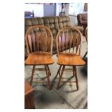 2 24 inch oak swivel barstools nice