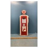 Texaco gas pump sign