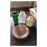 Green vase,canister,plate