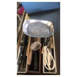 Utensils,,daily bread tray