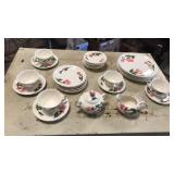 Continental kilns hand painted flower dish set