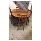 Drop leaf table,6chairs,3 leafs