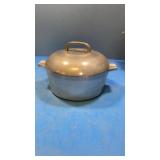 Magnalite with lid 5 quarts