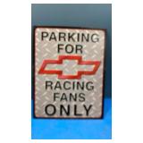 Racing fans sign