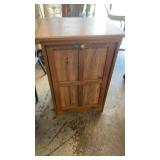 Oak trash can holder