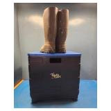 Quick cart and rubber boots size 12