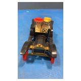 Car w people salt and pepper