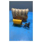 Vintage stagecoach lamp ,plastic stagecoach (2)