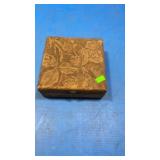 Box assorted jewelry