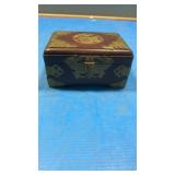 Small wood jewelry box w jewelry