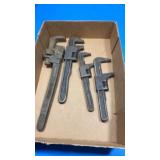 Pipe wrenches (4)