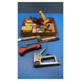 Stape guns,staples,tools