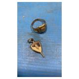 1933 class ring,pendant (2)