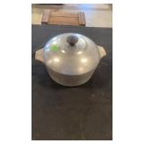 Wagnerware Magnalite pan w lid
