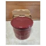 1 pint size crock with lid