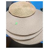 5 wenfome, 3 couch pillows