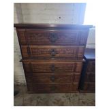5 drawer stand up dresser