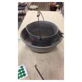 Vintage aluminum wash pan and bucket