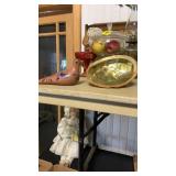 Sheï¿½ll bowl and handmade clay bird