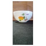 Oven FireKing Ware 12 glass bowl with fruite on
