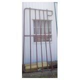 Red gate 8 ft