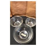 Pyrex nesting bowl glass dishes