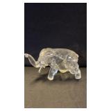 Vintage Tiara Indiana Glass Elephant Lidded