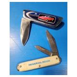 2 pocket knives