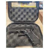 Glock model 22 sn EEZ019US .40