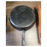 Wagner Ware cast iron skillet
