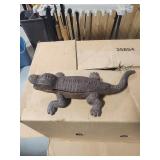 Cast iron gator