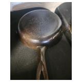 Griswold cast iron skillet