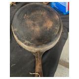 Wagner Ware cast iron skillet