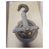 Metal pully