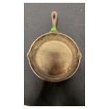 Lodge 8" Cast Iron Skillet
