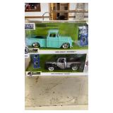 Metals Die-Cast Chevy Pickups, 2 pcs