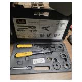Pex crimp tool set